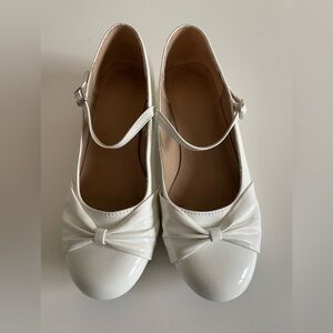 Girls Size 6 Easter dress shoes